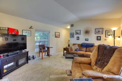 14011 70th St E, Sumner, WA 98390 photo 13