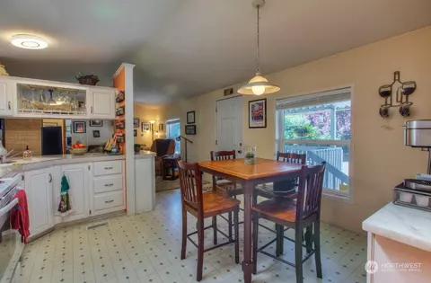 14011 70th St E, Sumner, WA 98390 photo 10