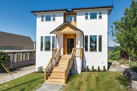 9670 Waters Ave S, Seattle, WA 98118