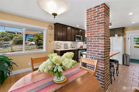 2606 E 13th St, Bremerton, WA 98310 photo 7