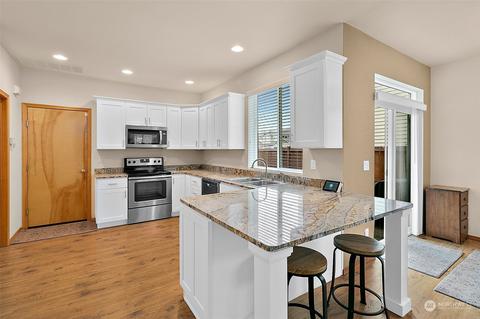 208 Lane Blvd NW, Orting, WA 98360 photo 9