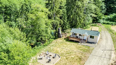 1572 Highway 112, Sekiu, WA 98381