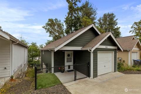 348 N Cambrian Ave, Bremerton, WA 98312