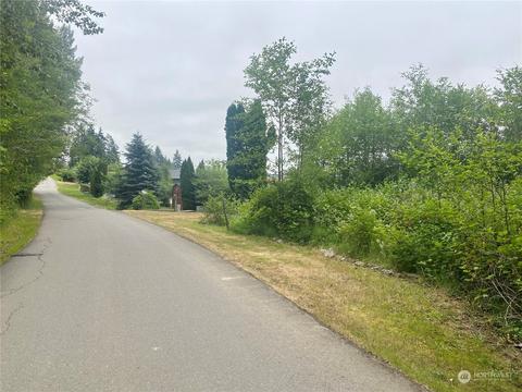 211 E Wheelwright St, Allyn, WA 98524 photo 3