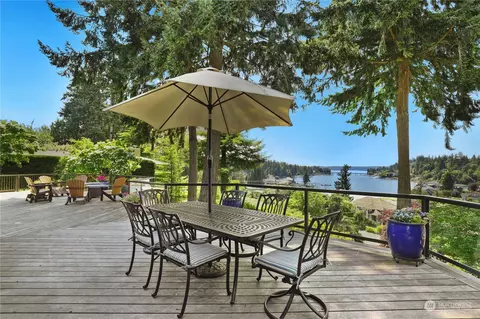 7654 84th Avenue Ct NW, Gig Harbor, WA 98335