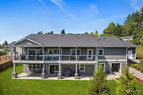 32826 5th Ave, Black Diamond, WA 98010