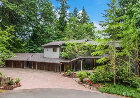 799 NW Culbertson Dr, Seattle, WA 98133