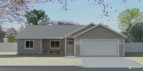 919 W Pine Dr, Moses Lake, WA 98837