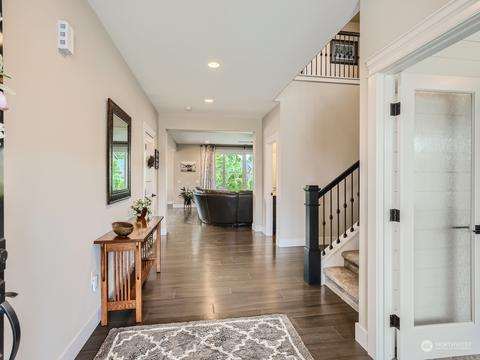 3310 Terry Ln, Enumclaw, WA 98022 photo 4