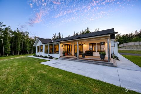 2115 Chinook Ridge Ln, Oak Harbor, WA 98277