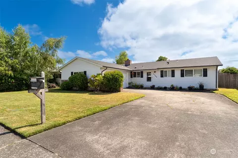 1724 33rd Ave, Longview, WA 98632