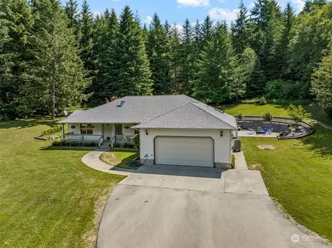 1902 Hazel Dell Rd, Castle Rock, WA 98611