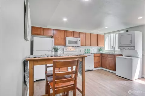 21915 9th Ave SE, Bothell, WA 98021 photo 28