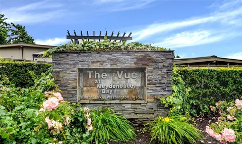 9951 Lake Washington Blvd NE #47, Bellevue, WA 98004