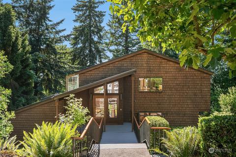 14639 25th Ave SW, Burien, WA 98166