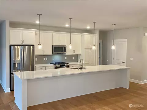 2740 Arrowroot Loop SE, Lacey, WA 98513 photo 3