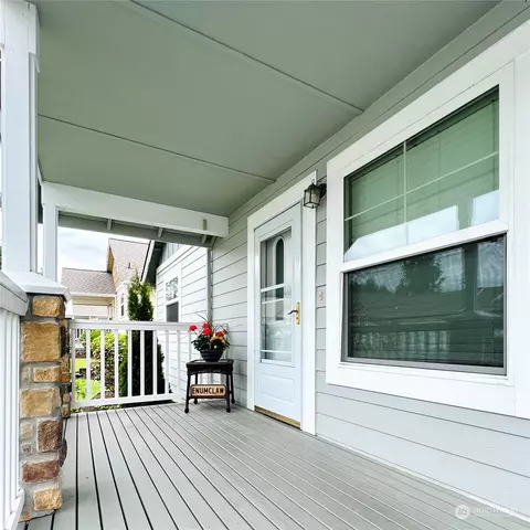 1550 Mountain View Dr #G, Enumclaw, WA 98022 photo 3