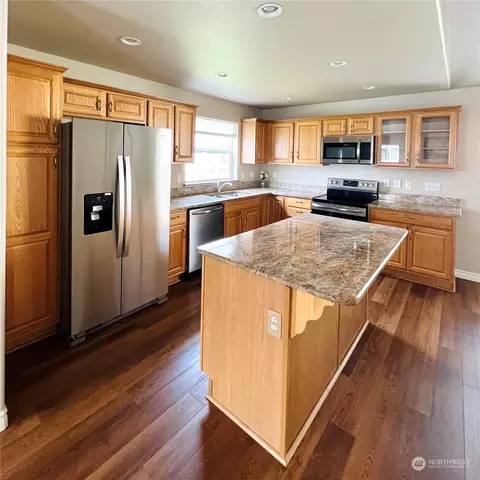 1550 Mountain View Dr #G, Enumclaw, WA 98022 photo 5