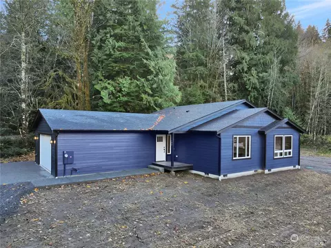 403 Commercial Ave, Darrington, WA 98241