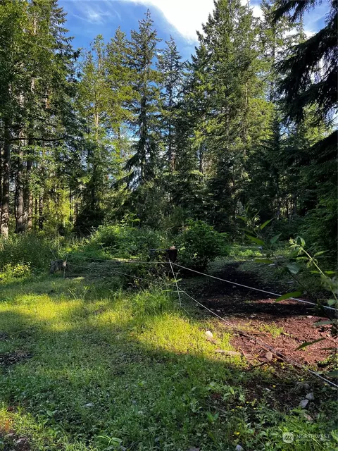 337 Camano Ridge Rd, Camano Island, WA 98282