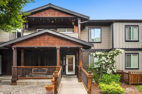 21307 48th Ave W #C212, Mountlake Terrace, WA 98043