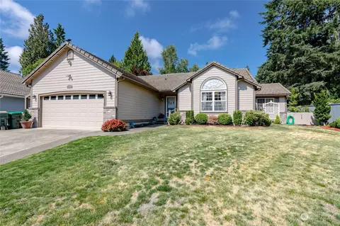 5801 Donegal Ct SE, Lacey, WA 98503