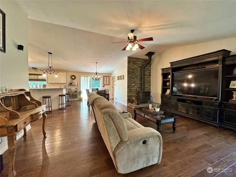 284 Gish Rd, Onalaska, WA 98570 photo 12