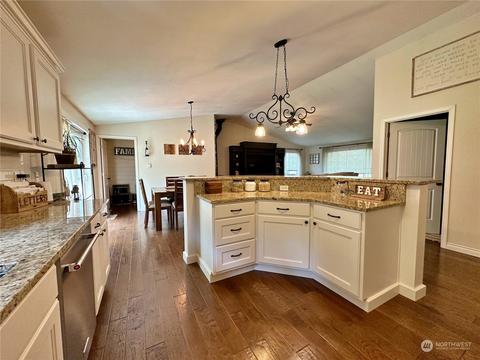 284 Gish Rd, Onalaska, WA 98570 photo 15