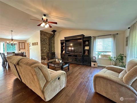 284 Gish Rd, Onalaska, WA 98570 photo 11