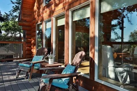 3617 Marine View Dr, Greenbank, WA 98253