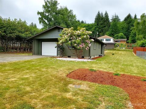960 Ballentine St, Raymond, WA 98577