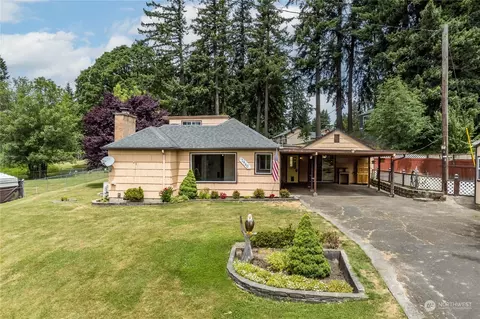 1940 Alma Dr, Kelso, WA 98626
