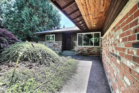 21123 Richmond Rd, Bothell, WA 98021