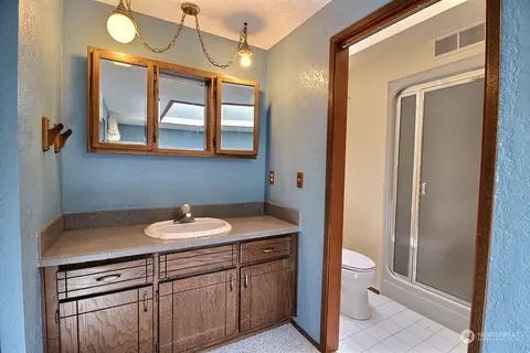 21123 Richmond Rd, Bothell, WA 98021 photo 15