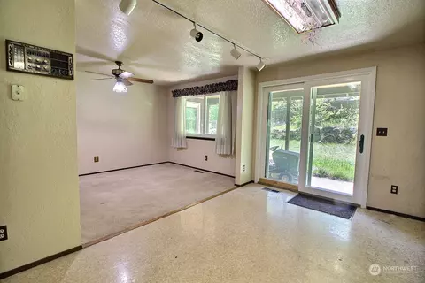 21123 Richmond Rd, Bothell, WA 98021 photo 9