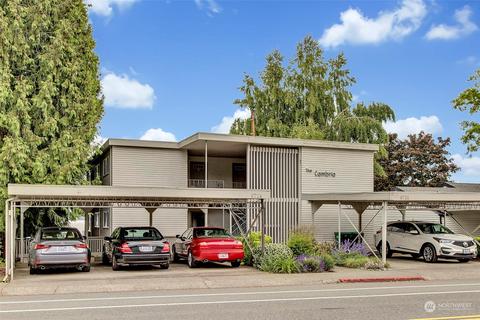 6721 Lake Washington Blvd NE #30, Kirkland, WA 98033