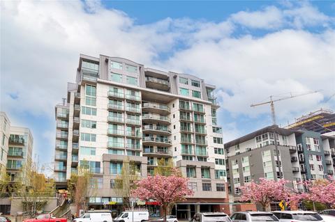 1100 106th Ave NE #307, Bellevue, WA 98004