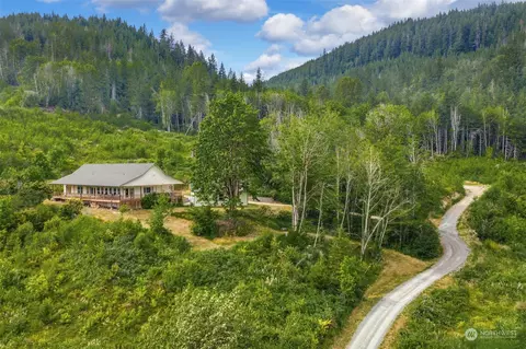 46227 Giles Rd, Darrington, WA 98241