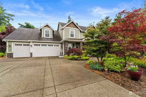 5463 E Blaisdell Ln, Port Orchard, WA 98366
