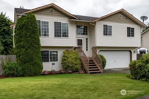 19030 Crown Ridge Blvd, Arlington, WA 98223