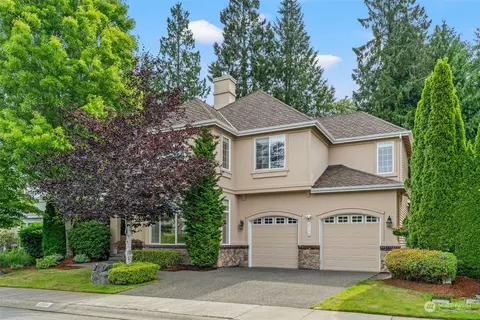 2734 206th Ter NE, Sammamish, WA 98074