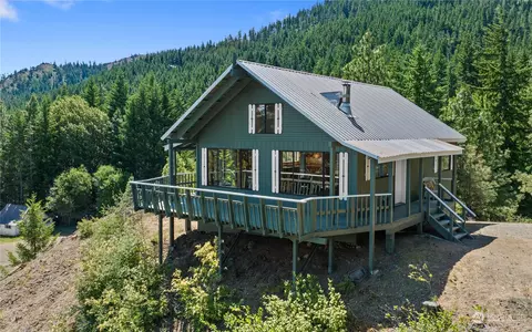 491 Alice Rd, Cle Elum, WA 98922