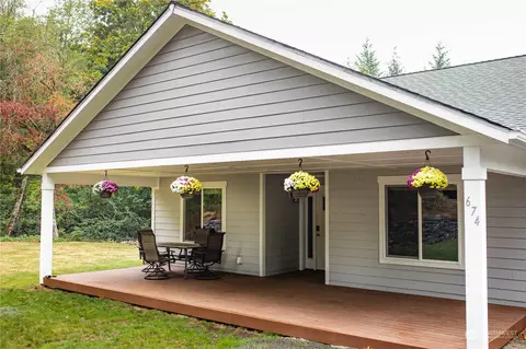 674 Ragland Rd, Longview, WA 98632 photo 3