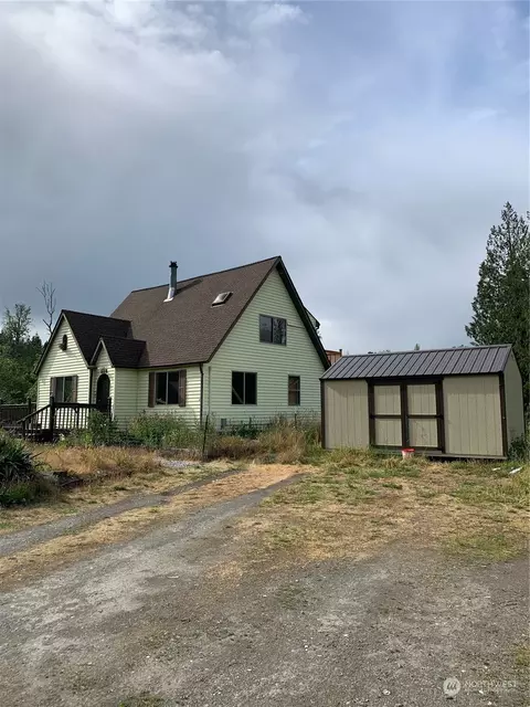 705 348th St S, Roy, WA 98580