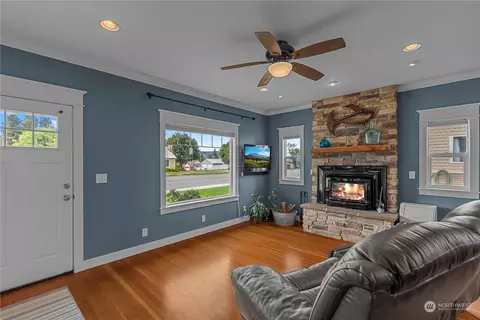 405 E Ash St, Waterville, WA 98858 photo 3