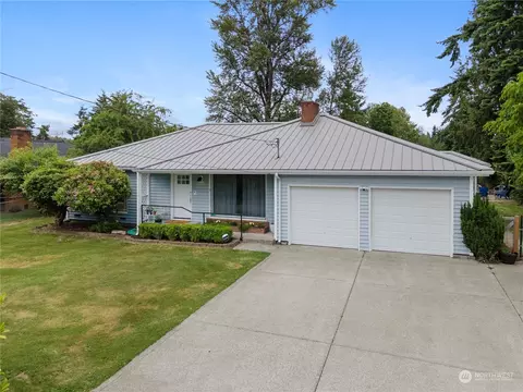 6611 Waller Rd E, Tacoma, WA 98443