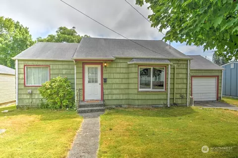 210 N 3rd St, Montesano, WA 98563