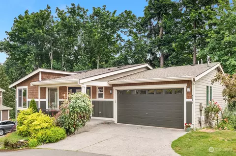 8725 Main St, Edmonds, WA 98026