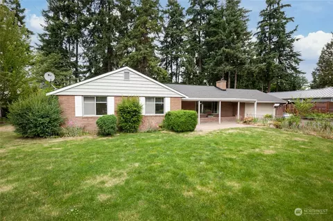 2108 NE 28th St, Renton, WA 98056