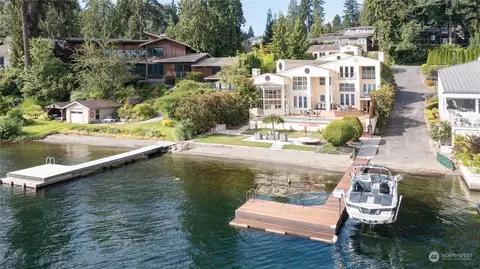 2844 W Lake Sammamish Pkwy NE, Redmond, WA 98052